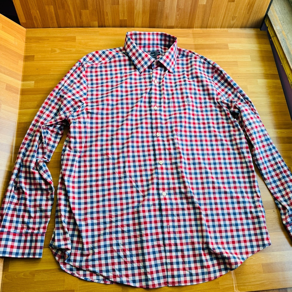 Vineyard Vines performance Tucker red plaid button down shirt size XL